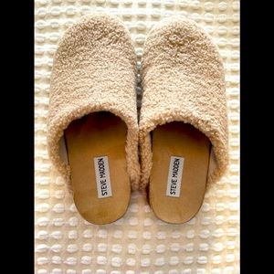 Steve Madden Comfy Clog Slippers/Sandals